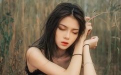 二次元丝袜足液体精子图片